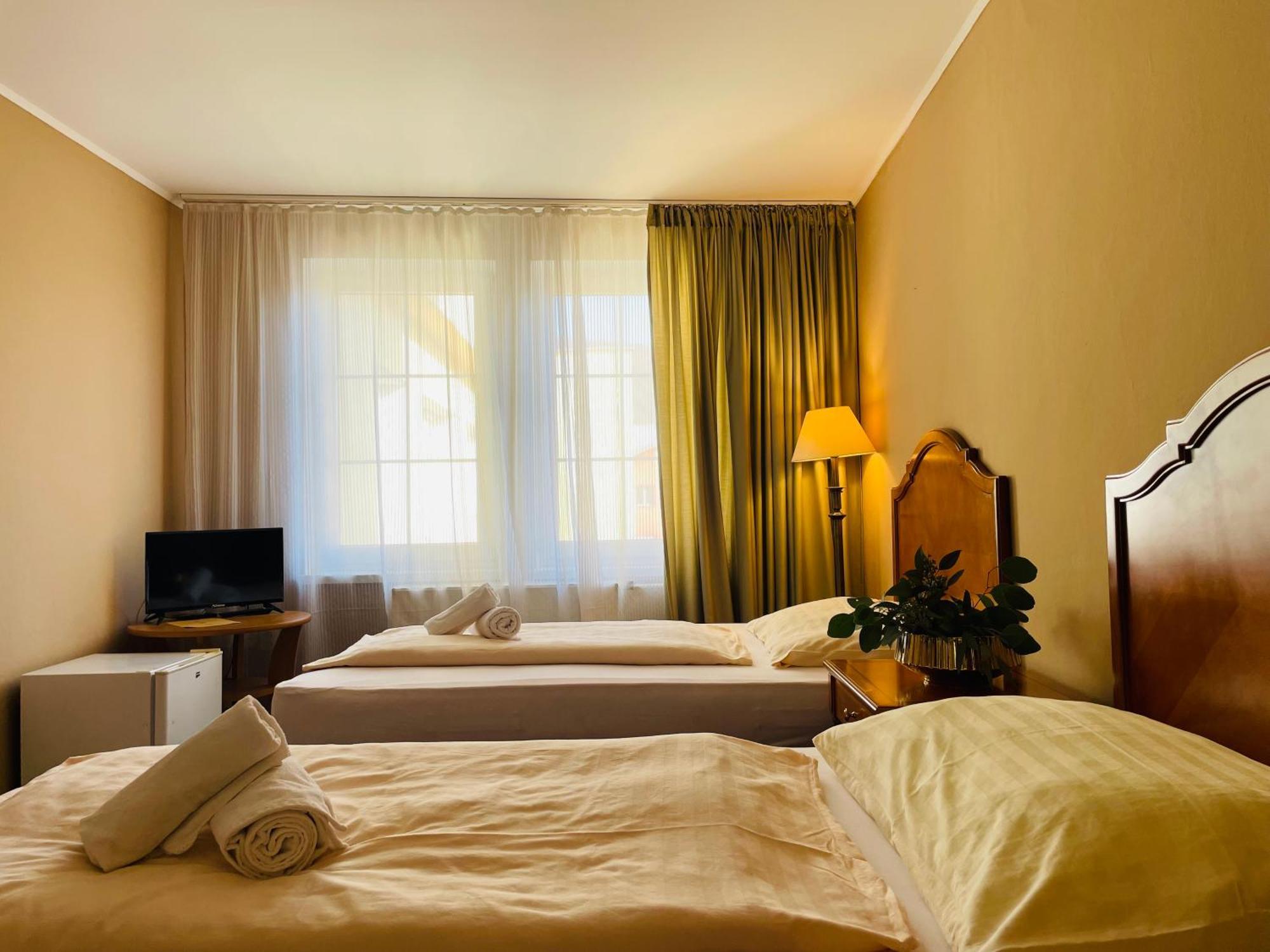 Hotel Majovey Zilina Exterior photo
