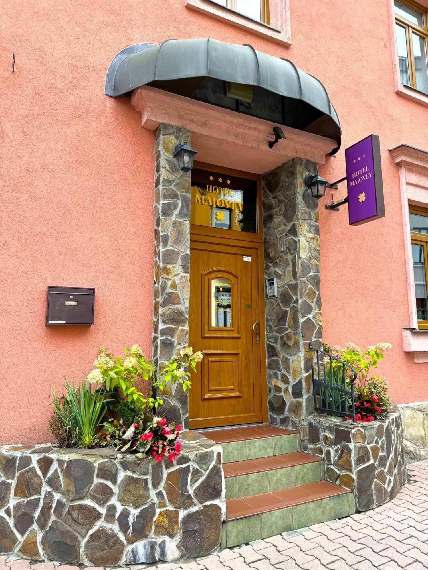 Hotel Majovey Zilina Exterior photo